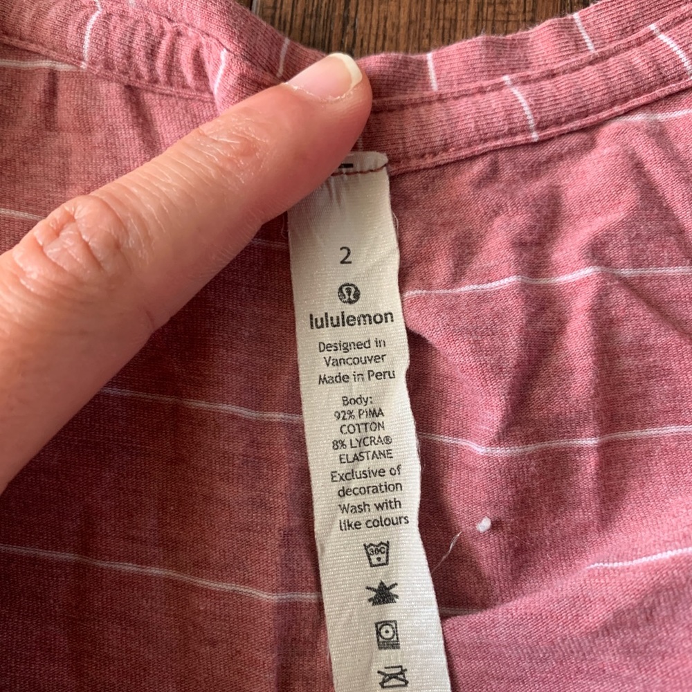 Lululemon top - Picture 2 of 4